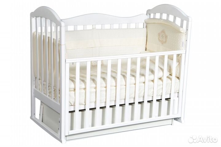 Детская кровать из массива