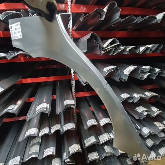 Арка правая Toyota Corolla E140E150 2006-2013 seda