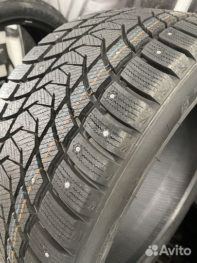 Tri Ace Snow White II 275/55 R19 111H