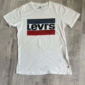 Женская футболка levis