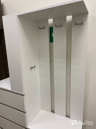 Прихожая белая симпл