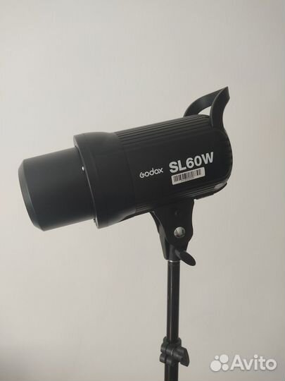 Осветитель Godox SL60W