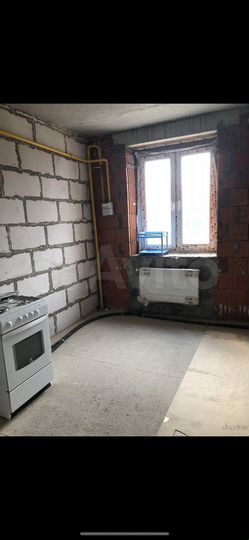 1-к. квартира, 40 м², 4/4 эт.