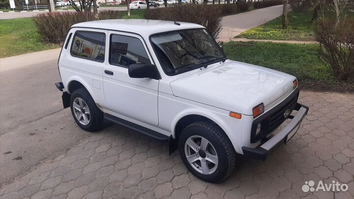 Пороги Нива 2121, Черные Эксклюзив