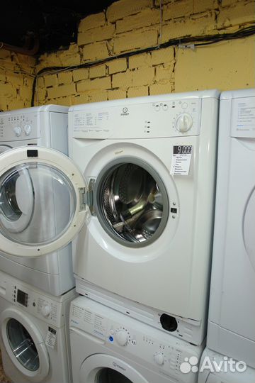 Стиральная машина Indesit wiun 81