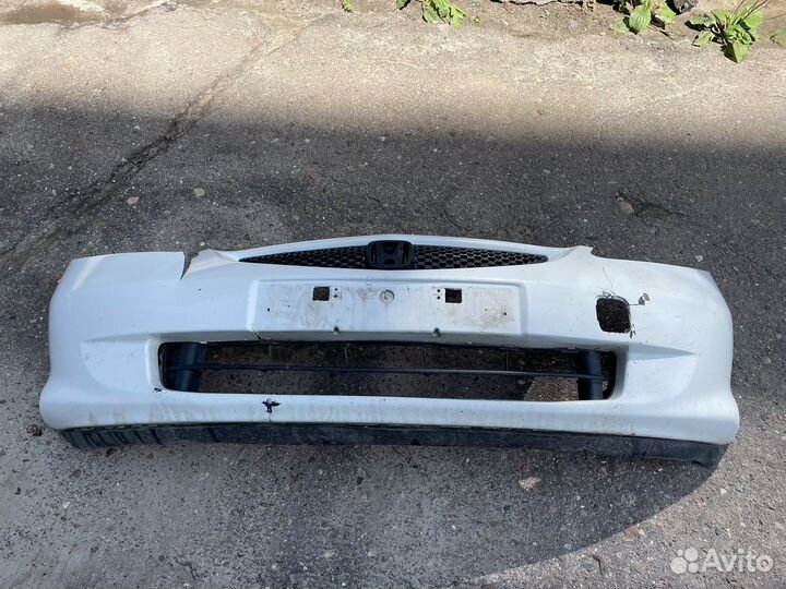 Передний бампер Honda Fit GD1