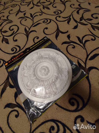 Розетка потолочная