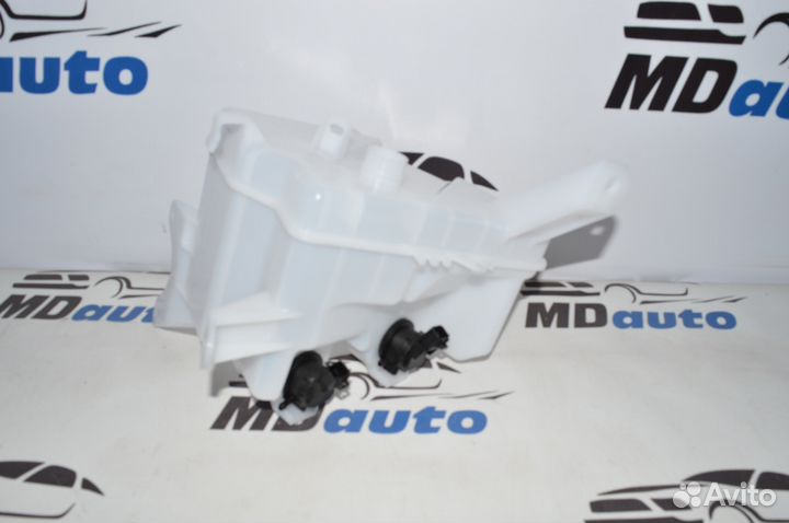 Бачок омывателя тойота королла 150 с 2006