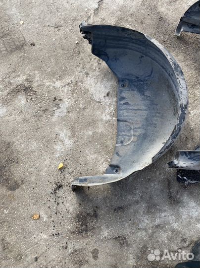 Задние подкрылки Ситроен Берлинга 2014 г