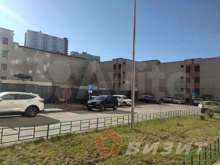 Аренда в цоколе с высокими потолками