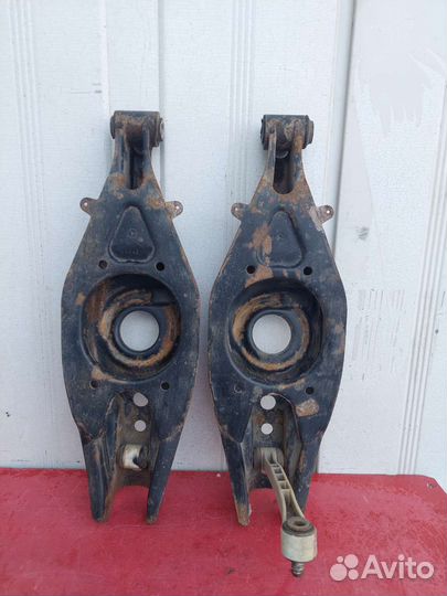 Рычаг задний нижний Mercedes-Benz W202