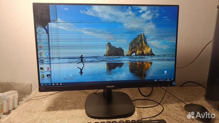 IPS Монитор Philips 24 дюйма