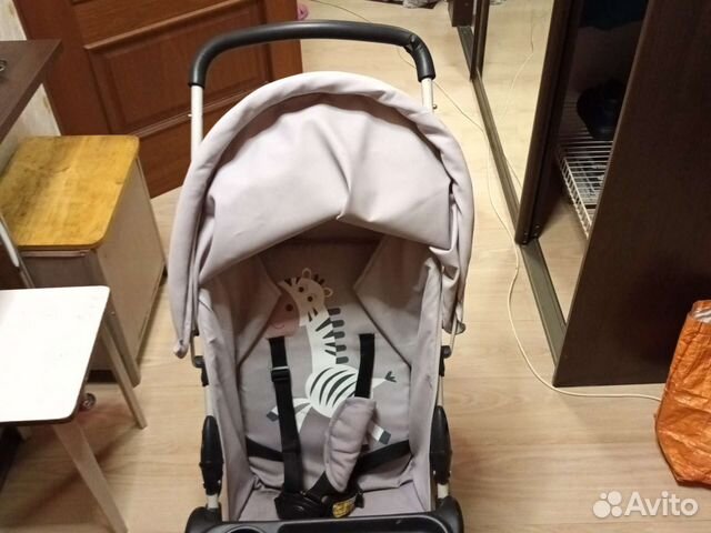 Прогулочная коляска