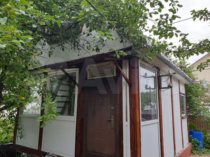 Дача 30 м² на участке 4 сот.