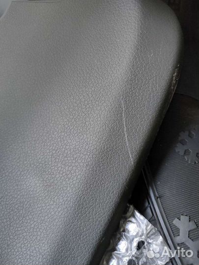 Обшивка двери багажника C-Max новая