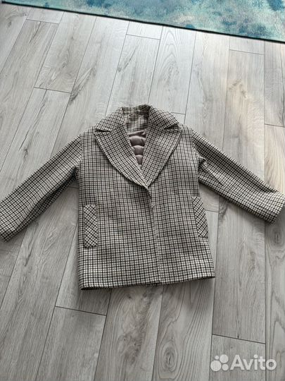 Пальто укороченное