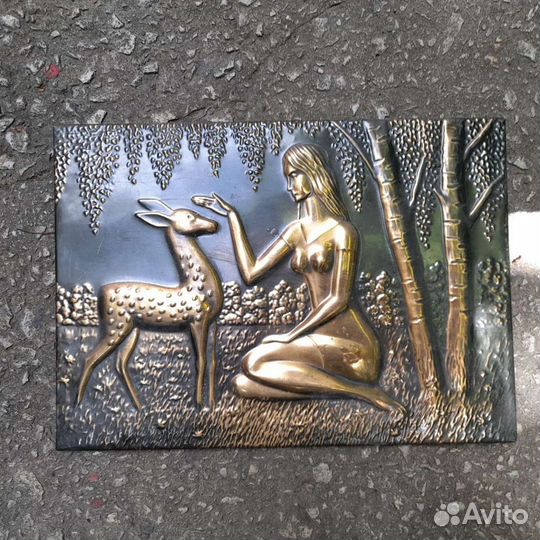 Очень красивая чеканка