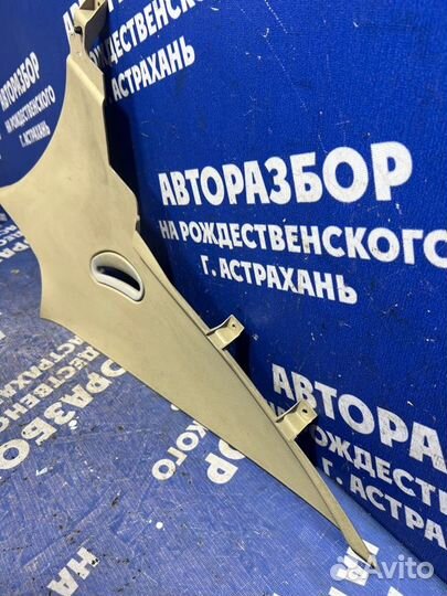 Обшивка задней стойки Brilliance M2 седан 2007