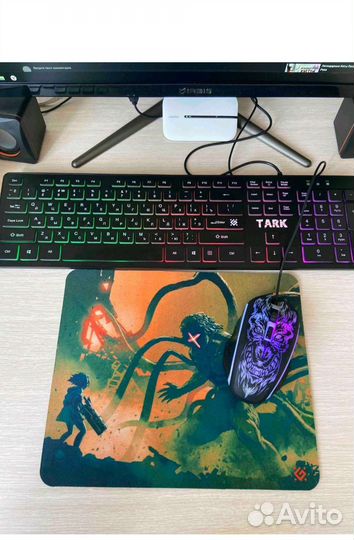 Игровая клавиатура и мышь