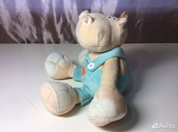 Бегемотик симпатяжка в штанишках на подтяжках