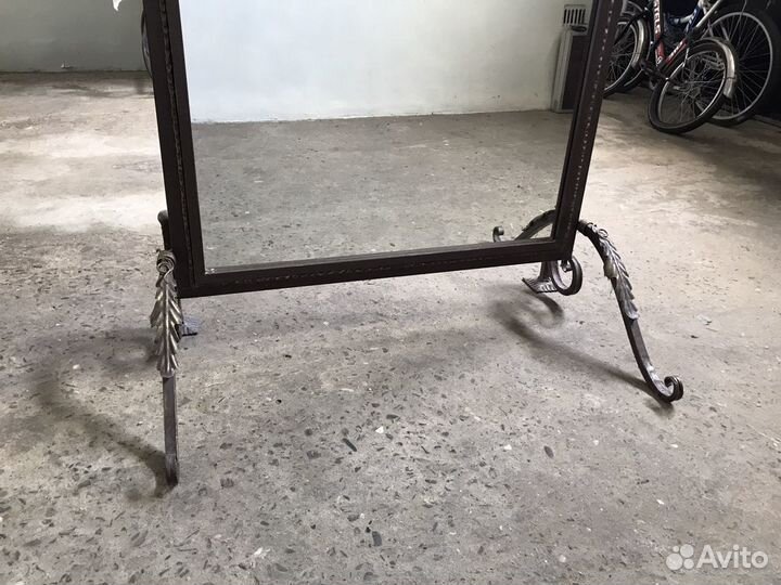 Зеркало напольное