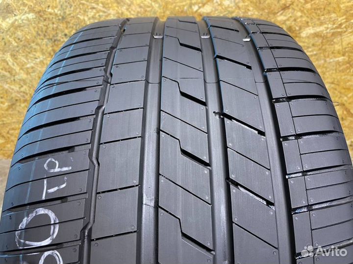 Hankook Ventus S1 Evo 3 SUV K127C 315/35 R21