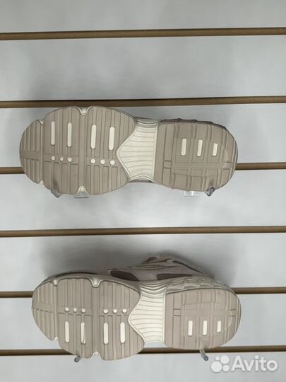 Кроссовки зимние женские