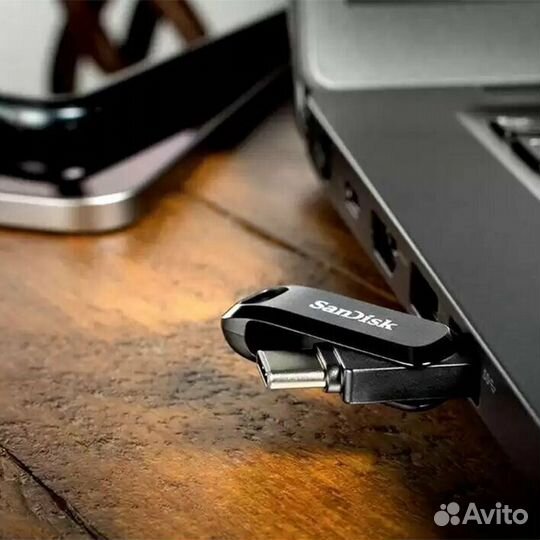 Флешка USB 3.1 SanDisk 32 гб Ultra Dual Drive