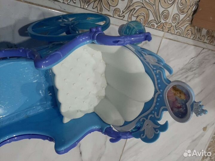 Лошадь игрушка