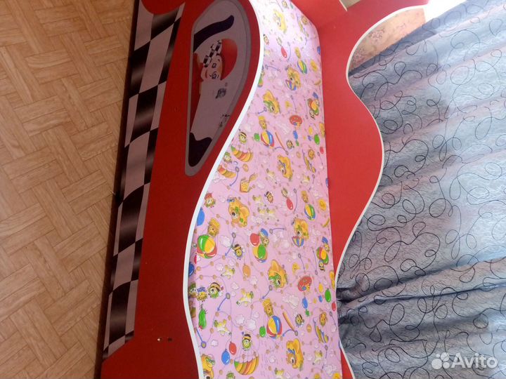 Кровать машинка