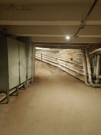 Машиноместо, 14 м²