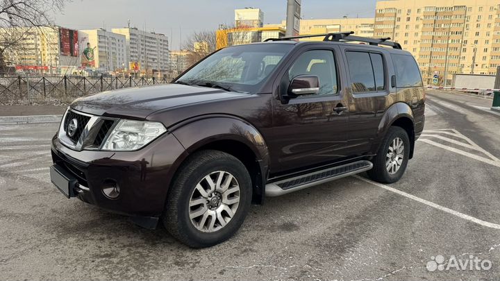 Nissan Pathfinder 2.5 AT, 2012, 278 900 км