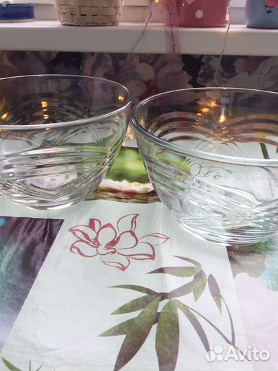 Две глубоких салатницы (Россия)