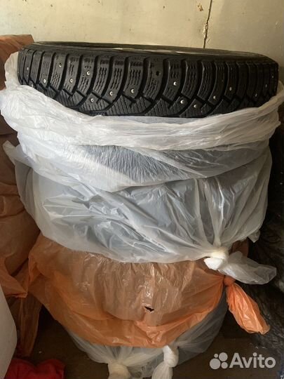 Nokian Tyres Hakkapeliitta 5 2.25/50 R17