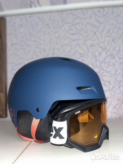 Горнолыжный шлем и маска