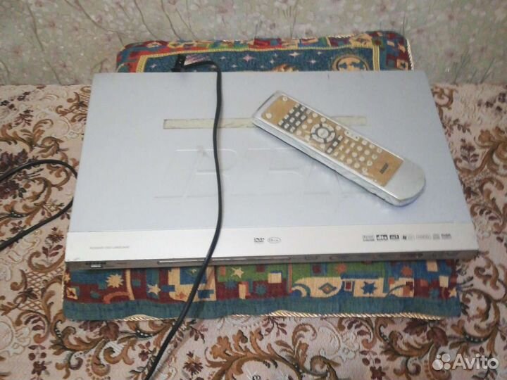 Портативный dvd плеер