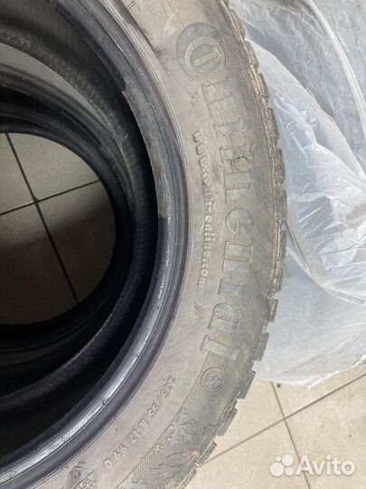 Continental Conti4x4IceContact 235/55 R17