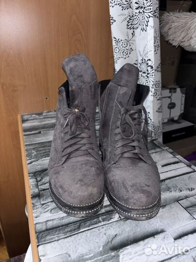 Женские ботинки новые