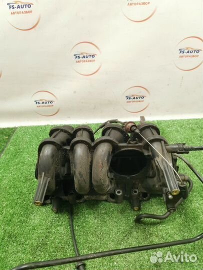 Впускной коллектор LADA Largus универсал 1.6