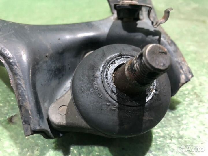 Рычаг передний левый Mitsubishi Pajero V75W 6G74