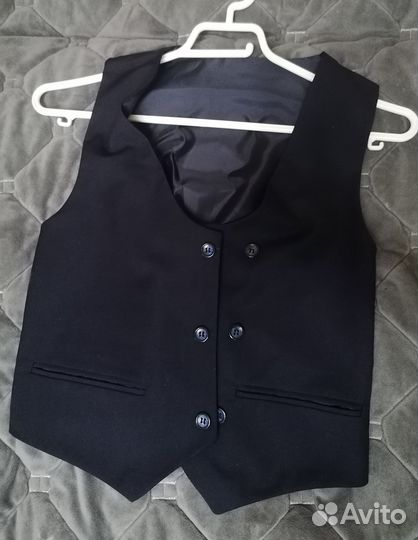 Школьный костюм для мальчика 146 темно синий