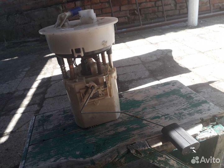 Бензонасос