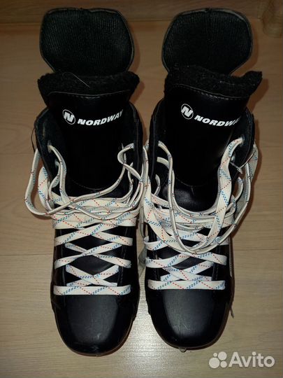 Хоккейные коньки детские