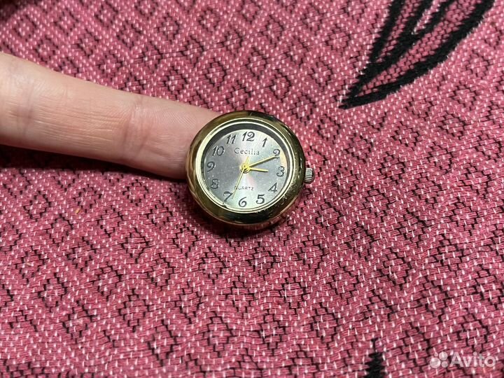 Часы на запчасти