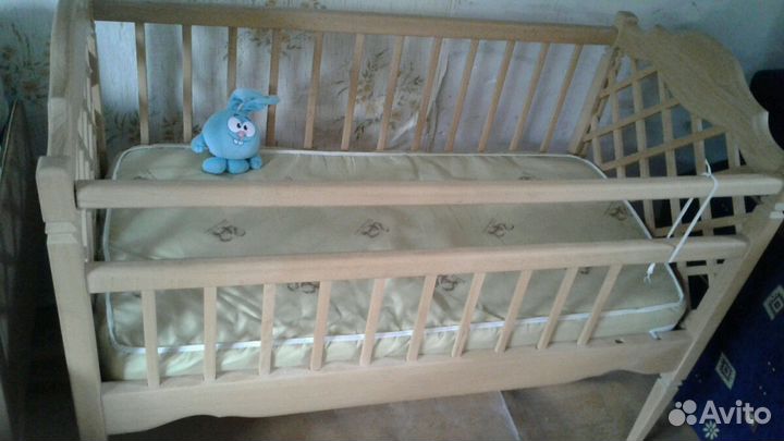 Кроватка детская