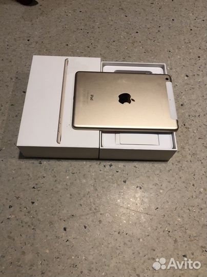 iPad mini 3, gold, (более 50+++ игр и программ)