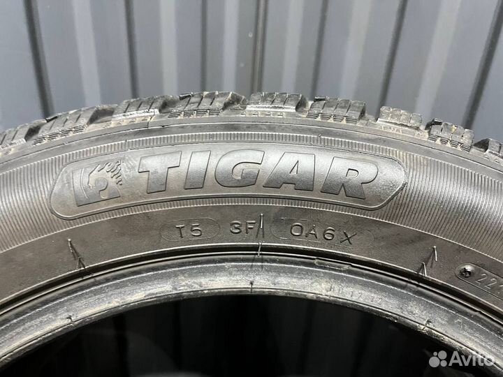 Tigar Ice 215/55 R17 98T