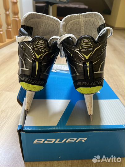 Хоккейные коньки вратаря Bauer Elite