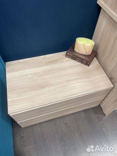 Новая прикроватная тумба с двумя ящиками бежевая
