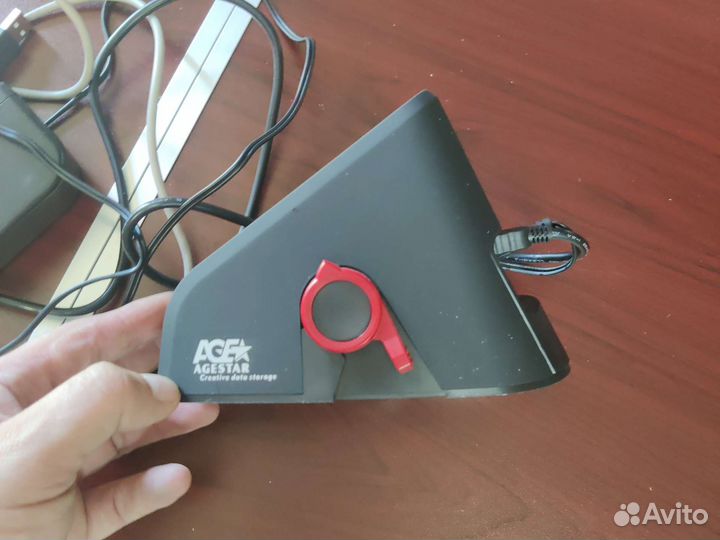 Контейнер кредл для HDD SATA